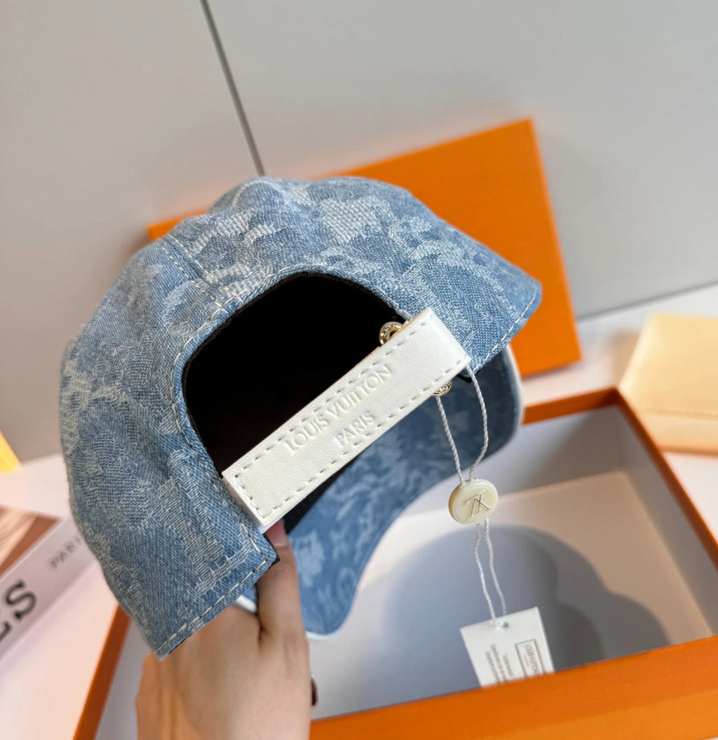 LV Blue and White Sun-Protective Denim Baseball Cap
