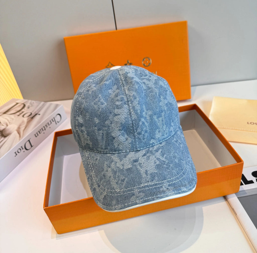 LV Blue and White Sun-Protective Denim Baseball Cap